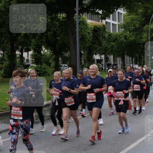 14.06.2026 - REWE Women's Run Jannik Wohlers http://msf.ph/oto/9814827 14.06.2026 10:42:16 Laufen 5016, 7 meine-sportfotos.de