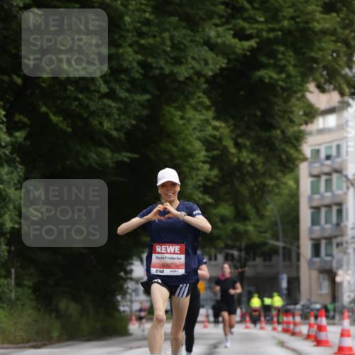 14.06.2026 - REWE Women's Run Jannik Wohlers http://msf.ph/oto/9815634 14.06.2026 10:48:12 Laufen 5007, 57 meine-sportfotos.de
