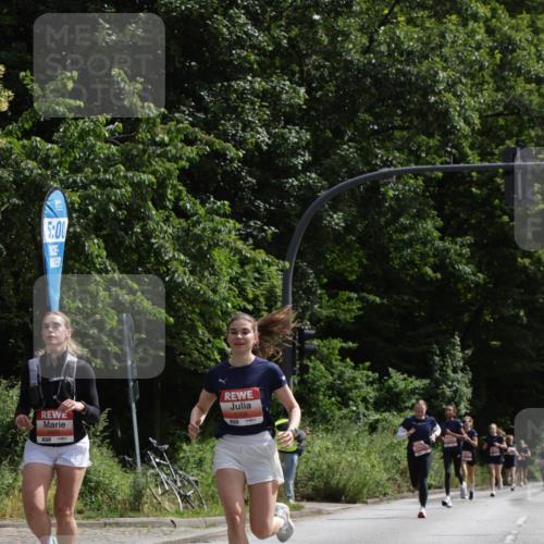 14.06.2026 - REWE Women's Run Jannik Wohlers http://msf.ph/oto/9816358 14.06.2026 10:51:47 Laufen 5, 00, 51, 5308 meine-sportfotos.de