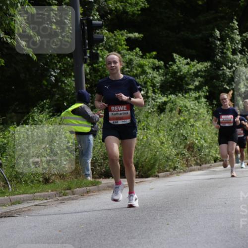 14.06.2026 - REWE Women's Run Jannik Wohlers http://msf.ph/oto/9816392 14.06.2026 10:51:55 Laufen 51, 5250, 657 meine-sportfotos.de
