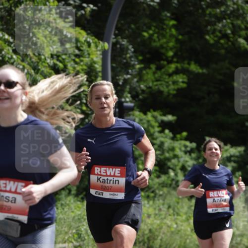 14.06.2026 - REWE Women's Run Jannik Wohlers http://msf.ph/oto/9816439 14.06.2026 10:52:04 Laufen 1579, 5207, 57, 6272 meine-sportfotos.de