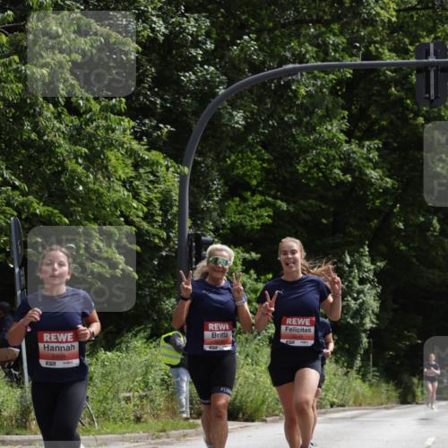14.06.2026 - REWE Women's Run Jannik Wohlers http://msf.ph/oto/9816481 14.06.2026 10:52:21 Laufen 5868, 7, 5244, 5245 meine-sportfotos.de