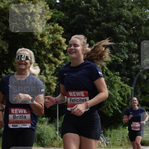 14.06.2026 - REWE Women's Run Jannik Wohlers http://msf.ph/oto/9816498 14.06.2026 10:52:24 Laufen 5244, 5 meine-sportfotos.de