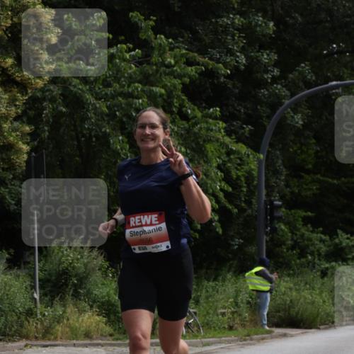 14.06.2026 - REWE Women's Run Jannik Wohlers http://msf.ph/oto/9816501 14.06.2026 10:52:25 Laufen 5556 meine-sportfotos.de
