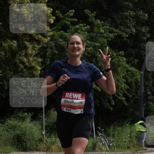 14.06.2026 - REWE Women's Run Jannik Wohlers http://msf.ph/oto/9816508 14.06.2026 10:52:25 Laufen 5556, 7 meine-sportfotos.de