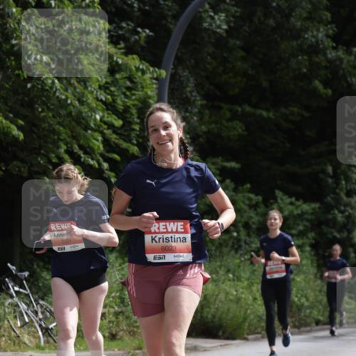 14.06.2026 - REWE Women's Run Jannik Wohlers http://msf.ph/oto/9816523 14.06.2026 10:52:35 Laufen 5021, 657, 6023 meine-sportfotos.de