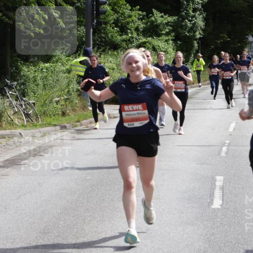 14.06.2026 - REWE Women's Run Jannik Wohlers http://msf.ph/oto/9816600 14.06.2026 10:52:58 Laufen 6753, 6652, 51 meine-sportfotos.de