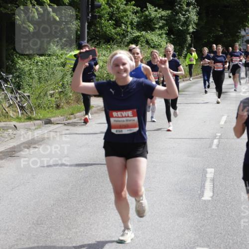 14.06.2026 - REWE Women's Run Jannik Wohlers http://msf.ph/oto/9816604 14.06.2026 10:52:58 Laufen 6753, 1, 6662 meine-sportfotos.de