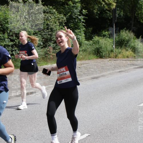 14.06.2026 - REWE Women's Run Jannik Wohlers http://msf.ph/oto/9816650 14.06.2026 10:53:13 Laufen 5006, 5209, 57 meine-sportfotos.de