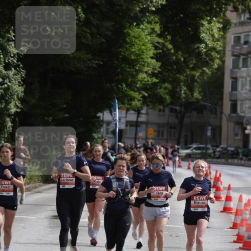 14.06.2026 - REWE Women's Run Jannik Wohlers http://msf.ph/oto/9816668 14.06.2026 10:53:20 Laufen 5499, 57, 5904 meine-sportfotos.de
