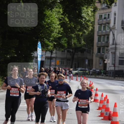 14.06.2026 - REWE Women's Run Jannik Wohlers http://msf.ph/oto/9816669 14.06.2026 10:53:20 Laufen 7, 30, 5904 meine-sportfotos.de