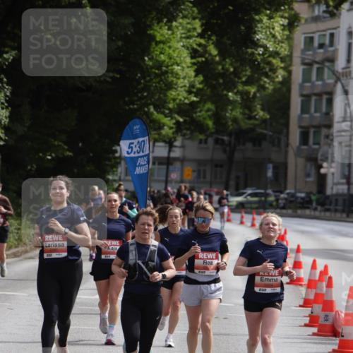 14.06.2026 - REWE Women's Run Jannik Wohlers http://msf.ph/oto/9816673 14.06.2026 10:53:21 Laufen 5, 30, 5904 meine-sportfotos.de