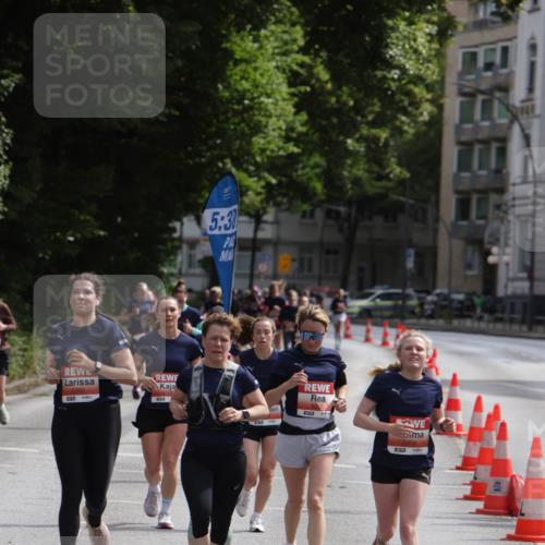 14.06.2026 - REWE Women's Run Jannik Wohlers http://msf.ph/oto/9816674 14.06.2026 10:53:21 Laufen 5, 30, 5904 meine-sportfotos.de