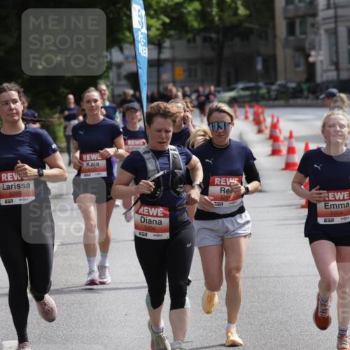 14.06.2026 - REWE Women's Run Jannik Wohlers http://msf.ph/oto/9816677 14.06.2026 10:53:23 Laufen 5280, 57, 57, 5396, 7, 5255, 5904, 7 meine-sportfotos.de