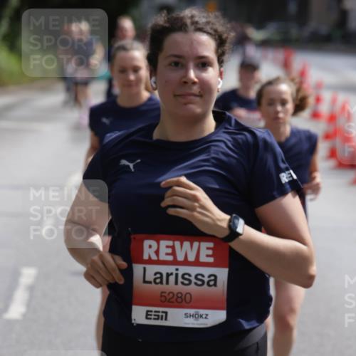 14.06.2026 - REWE Women's Run Jannik Wohlers http://msf.ph/oto/9816699 14.06.2026 10:53:26 Laufen 5280 meine-sportfotos.de