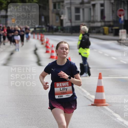 14.06.2026 - REWE Women's Run Jannik Wohlers http://msf.ph/oto/9816720 14.06.2026 10:53:39 Laufen 5394 meine-sportfotos.de