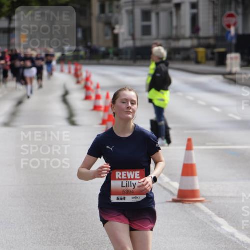 14.06.2026 - REWE Women's Run Jannik Wohlers http://msf.ph/oto/9816722 14.06.2026 10:53:40 Laufen 5394 meine-sportfotos.de