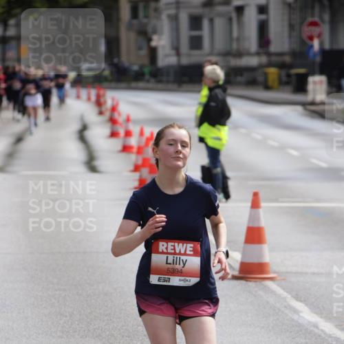 14.06.2026 - REWE Women's Run Jannik Wohlers http://msf.ph/oto/9816723 14.06.2026 10:53:40 Laufen 5394 meine-sportfotos.de