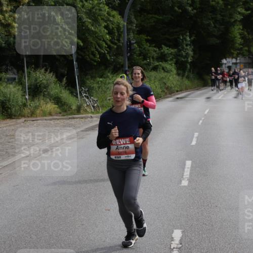 14.06.2026 - REWE Women's Run Jannik Wohlers http://msf.ph/oto/9816751 14.06.2026 10:53:48 Laufen 5113, 5898, 57 meine-sportfotos.de
