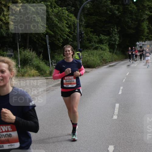 14.06.2026 - REWE Women's Run Jannik Wohlers http://msf.ph/oto/9816754 14.06.2026 10:53:49 Laufen 5898, 5107 meine-sportfotos.de