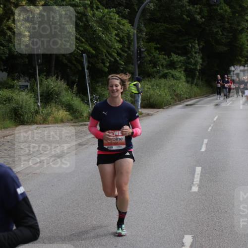 14.06.2026 - REWE Women's Run Jannik Wohlers http://msf.ph/oto/9816758 14.06.2026 10:53:49 Laufen 5107 meine-sportfotos.de