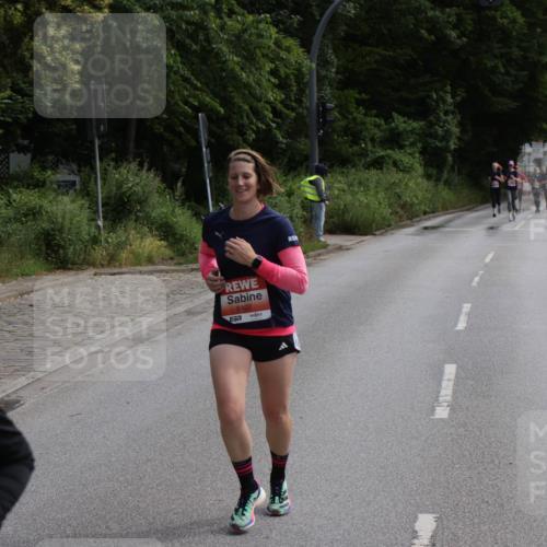 14.06.2026 - REWE Women's Run Jannik Wohlers http://msf.ph/oto/9816761 14.06.2026 10:53:50 Laufen 5107, 57 meine-sportfotos.de