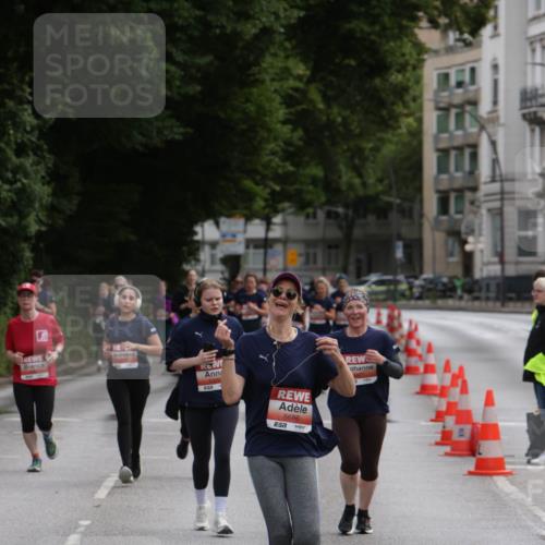 14.06.2026 - REWE Women's Run Jannik Wohlers http://msf.ph/oto/9816786 14.06.2026 10:53:59 Laufen 5686, 57 meine-sportfotos.de