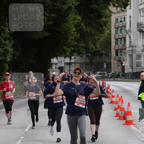 14.06.2026 - REWE Women's Run Jannik Wohlers http://msf.ph/oto/9816788 14.06.2026 10:53:59 Laufen 5686 meine-sportfotos.de
