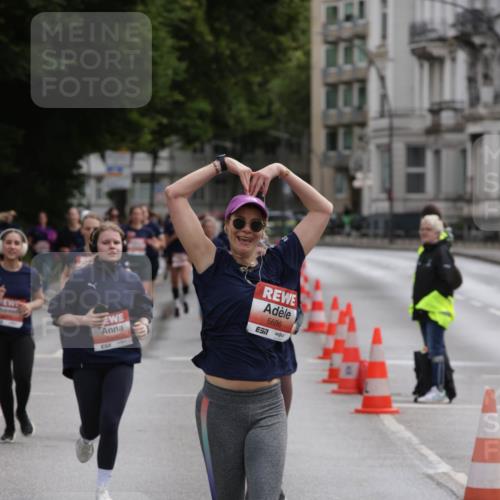 14.06.2026 - REWE Women's Run Jannik Wohlers http://msf.ph/oto/9816798 14.06.2026 10:54:00 Laufen 7, 5686 meine-sportfotos.de