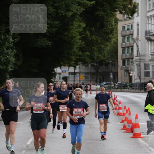 14.06.2026 - REWE Women's Run Jannik Wohlers http://msf.ph/oto/9816841 14.06.2026 10:54:09 Laufen 5066 meine-sportfotos.de
