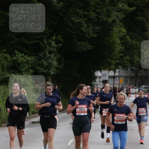 14.06.2026 - REWE Women's Run Jannik Wohlers http://msf.ph/oto/9816845 14.06.2026 10:54:10 Laufen 5066, 57, 5067 meine-sportfotos.de