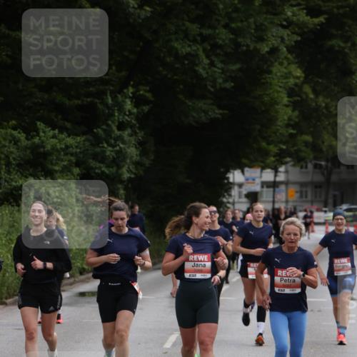 14.06.2026 - REWE Women's Run Jannik Wohlers http://msf.ph/oto/9816846 14.06.2026 10:54:10 Laufen 5066, 57, 5067 meine-sportfotos.de