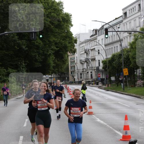 14.06.2026 - REWE Women's Run Jannik Wohlers http://msf.ph/oto/9816870 14.06.2026 10:54:14 Laufen 577, 1 meine-sportfotos.de