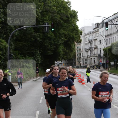 14.06.2026 - REWE Women's Run Jannik Wohlers http://msf.ph/oto/9816872 14.06.2026 10:54:14 Laufen 5066 meine-sportfotos.de