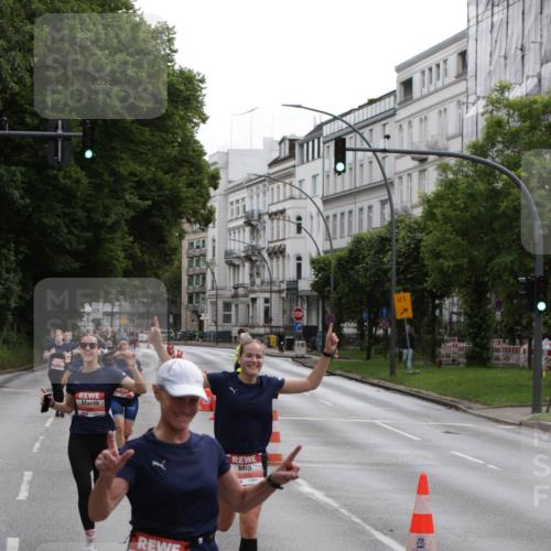 14.06.2026 - REWE Women's Run Jannik Wohlers http://msf.ph/oto/9816886 14.06.2026 10:54:17 Laufen 5032, 7, 1 meine-sportfotos.de