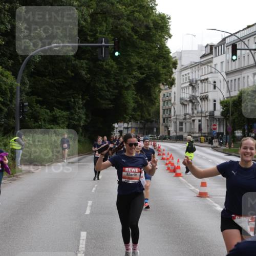 14.06.2026 - REWE Women's Run Jannik Wohlers http://msf.ph/oto/9816890 14.06.2026 10:54:18 Laufen  meine-sportfotos.de