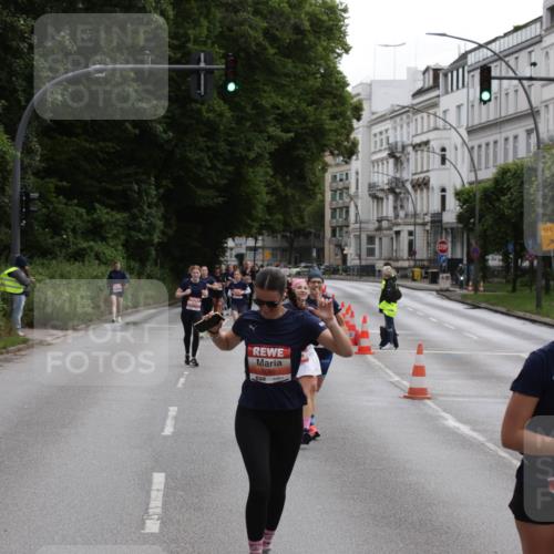 14.06.2026 - REWE Women's Run Jannik Wohlers http://msf.ph/oto/9816898 14.06.2026 10:54:18 Laufen 1 meine-sportfotos.de