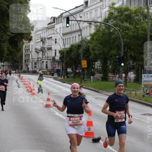 14.06.2026 - REWE Women's Run Jannik Wohlers http://msf.ph/oto/9816914 14.06.2026 10:54:21 Laufen 1, 5703, 557 meine-sportfotos.de