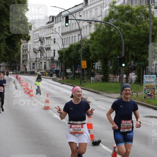14.06.2026 - REWE Women's Run Jannik Wohlers http://msf.ph/oto/9816916 14.06.2026 10:54:21 Laufen 01, 5703, 5095, 7 meine-sportfotos.de