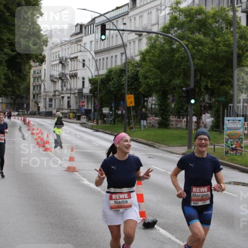 14.06.2026 - REWE Women's Run Jannik Wohlers http://msf.ph/oto/9816917 14.06.2026 10:54:21 Laufen 1, 55, 5703, 51, 5095 meine-sportfotos.de