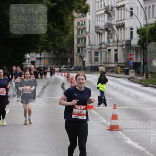 14.06.2026 - REWE Women's Run Jannik Wohlers http://msf.ph/oto/9816924 14.06.2026 10:54:23 Laufen 5980 meine-sportfotos.de