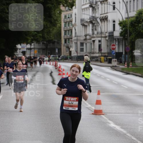 14.06.2026 - REWE Women's Run Jannik Wohlers http://msf.ph/oto/9816929 14.06.2026 10:54:23 Laufen 5980 meine-sportfotos.de