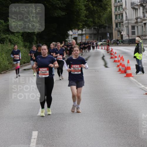 14.06.2026 - REWE Women's Run Jannik Wohlers http://msf.ph/oto/9816932 14.06.2026 10:54:25 Laufen 5701 meine-sportfotos.de