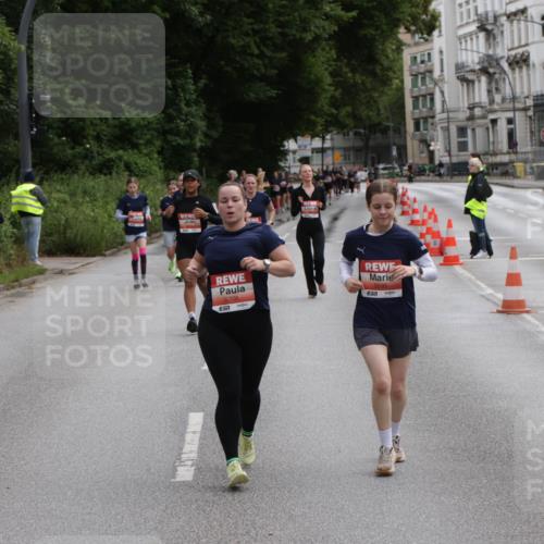 14.06.2026 - REWE Women's Run Jannik Wohlers http://msf.ph/oto/9816939 14.06.2026 10:54:27 Laufen 6701, 57, 5595, 1 meine-sportfotos.de