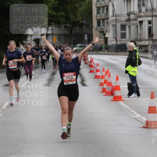 14.06.2026 - REWE Women's Run Jannik Wohlers http://msf.ph/oto/9816978 14.06.2026 10:54:47 Laufen 5635, 57 meine-sportfotos.de