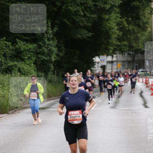 14.06.2026 - REWE Women's Run Jannik Wohlers http://msf.ph/oto/9817003 14.06.2026 10:54:51 Laufen 5142 meine-sportfotos.de