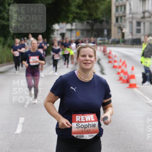 14.06.2026 - REWE Women's Run Jannik Wohlers http://msf.ph/oto/9817021 14.06.2026 10:54:54 Laufen 5142 meine-sportfotos.de