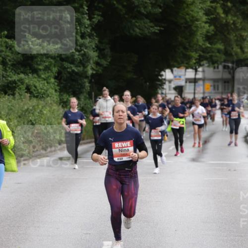 14.06.2026 - REWE Women's Run Jannik Wohlers http://msf.ph/oto/9817026 14.06.2026 10:54:56 Laufen 6016, 57, 5404, 57 meine-sportfotos.de