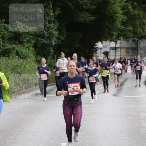 14.06.2026 - REWE Women's Run Jannik Wohlers http://msf.ph/oto/9817027 14.06.2026 10:54:56 Laufen 6016, 7, 5404, 7 meine-sportfotos.de