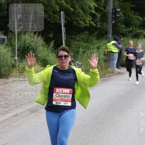 14.06.2026 - REWE Women's Run Jannik Wohlers http://msf.ph/oto/9817041 14.06.2026 10:54:59 Laufen 6016 meine-sportfotos.de